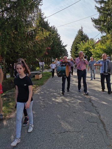 121176914_2975770899189702_8600199467482260408_n